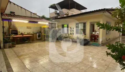 SELECIONE - Casa 3 quartos, sendo 1 suíte