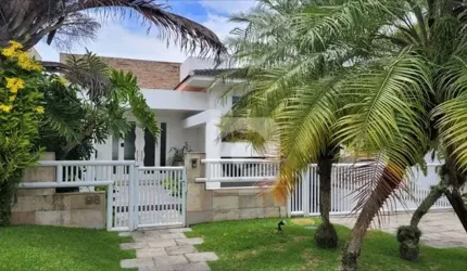 SELECIONE - Casa de Condomínio 4 quartos, sendo 2 suítes