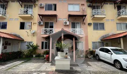 CASA EM CONDOMÍNIO FECHADO/ 4 QUARTOS/ 2 SUÍTES/1 VAGA