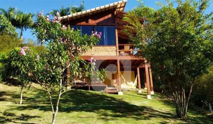 BELÍSSIMA CASA &amp; BANGALÔ EM ITAIPAVA