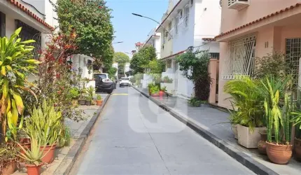 SELECIONE - Casa 4 quartos, sendo 2 suítes