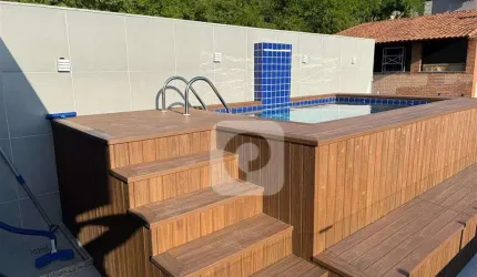 CASA TRIPLEX COM EXCELENTE AREA DE LAZER