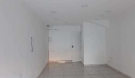 Loja para alugar, 27 m² por R$ 2.100,00/mês - Centro - Rio das Ostras/RJ