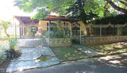 Casa com 3 dormitórios à venda, 220 m² por R$ 700.000 - Parque Hotel - Araruama/Rio de Janeiro