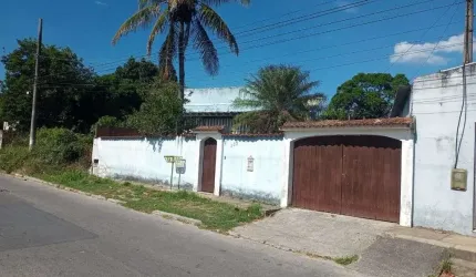 Casa com 3 dormitórios à venda, 140 m² por R$ 220.000,00 - Rio Do Limão - Araruama/RJ