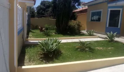 Casa com 4 dormitórios à venda, 260 m² por R$ 800.000,00 - Parque Hotel - Araruama/RJ