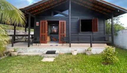 Casa com 2 dormitórios, 100 m² - venda por R$ 250.000,00 ou aluguel por R$ 2.650,00/mês - Ponte dos Leites - Araruama/RJ