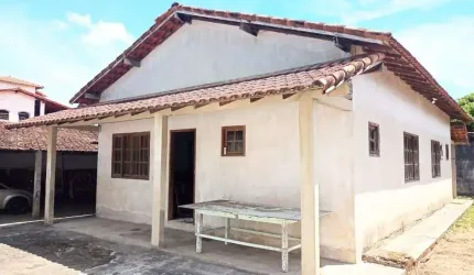Casa com 3 dormitórios à venda, 113 m² por R$ 300.000,00 - Areal - Araruama/RJ