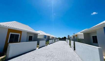 Casa com 2 dormitórios à venda, 65 m² por R$ 250.000,00 - Fazendinha - Araruama/RJ
