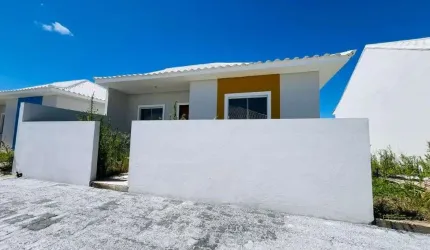 Casa com 2 dormitórios à venda, 65 m² por R$ 250.000,00 - Fazendinha - Araruama/RJ