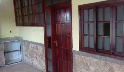 Casa com 3 dormitórios à venda, 180 m² por R$ 350.000,00 - Fazendinha - Araruama/RJ