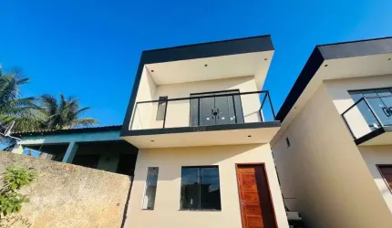 Casa com 2 dormitórios à venda, 70 m² por R$ 320.000,00 - Outeiro - Araruama/RJ