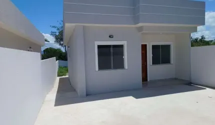 Casa com 2 dormitórios à venda, 75 m² por R$ 239.000,00 - Vila Canaa - Araruama/RJ