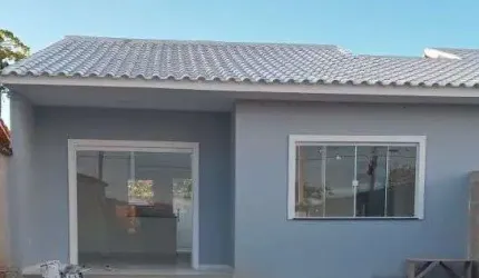 Casa com 2 dormitórios à venda, 83 m² por R$ 170.000,00 - Três Vendas - Araruama/RJ