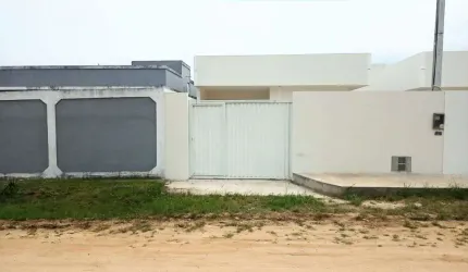 Casa com 3 dormitórios à venda, 80 m² por R$ 269.000,00 - Três Vendas - Araruama/RJ