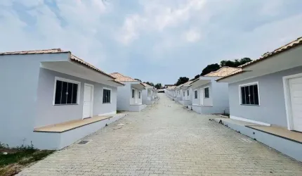 Casa com 2 dormitórios à venda, 68 m² por R$ 235.000,00 - Praia Do Hospicio - Araruama/RJ