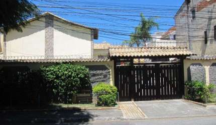 Casa com 2 dormitórios à venda, 67 m² por R$ 460.000,00 - Palmeiras - Cabo Frio/RJ