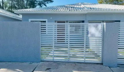 Casa com 2 dormitórios à venda, 69 m² por R$ 290.000,00 - Bananeiras - Araruama/RJ