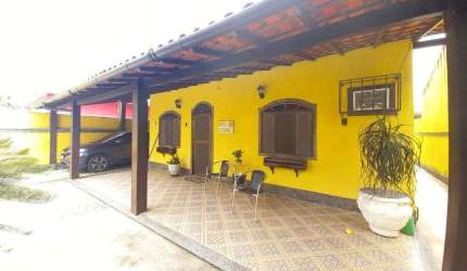 Casa com 3 dormitórios à venda, 200 m² por R$ 320.000,00 - Ponte dos Leites - Araruama/RJ