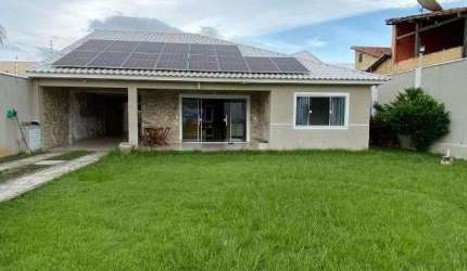 Casa com 4 dormitórios à venda, 181 m² por R$ 650.000,00 - Coqueiral - Araruama/RJ