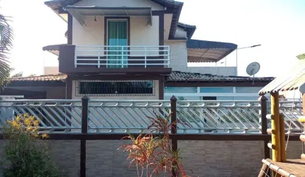 Casa com 3 dormitórios mais 02 terrenos à venda, 12.000 m² por R$ 2.500.000 - Clube Engenheiros - Araruama/RJ