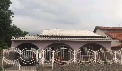 Casa com 3 dormitórios à venda por R$ 750.000 - Green Valley - Rio Bonito/RJ