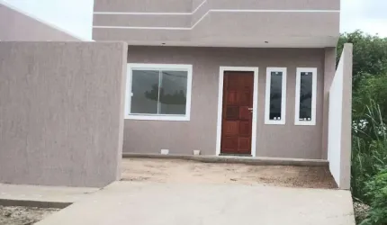 Casa com 2 dormitórios à venda, 70 m² por R$ 190.000,00 - Itatiquara - Araruama/RJ