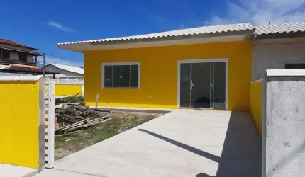Casa com 3 dormitórios à venda, 86 m² por R$ 430.000 - Coqueiral - Araruama/RJ