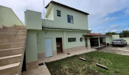 Casa com 2 dormitórios à venda, 400 m² por R$ 470.000,00 - Iguabinha - Araruama/RJ
