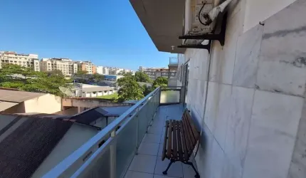 Apartamento com 3 dormitórios à venda, 100 m² por R$ 600.000,00 - Centro - Cabo Frio/RJ