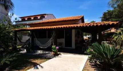 Casa com 3 dormitórios à venda por R$ 950.000,00 - Peró - Cabo Frio/RJ