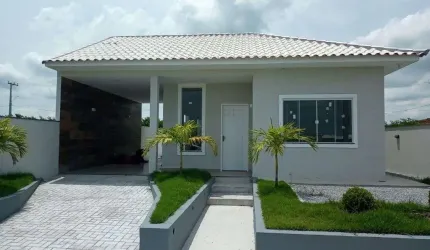 Casa com 2 dormitórios à venda, 86 m² por R$ 380.000,00 - Fazendinha - Araruama/RJ
