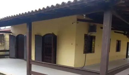 Casa com 3 dormitórios à venda, 200 m² por R$ 560. - Pontinha - Araruama/RJ