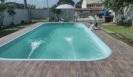 Casa com 3 dormitórios à venda, 200 m² por R$ 350.000,00 - Praia do Barbudo - Araruama/RJ