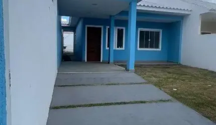 Casa com 3 dormitórios à venda, 95 m² por R$ 430.000,00 - Praia do Barbudo - Araruama/RJ