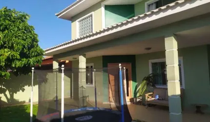 Casa com 3 dormitórios à venda, 240 m² por R$ 590.000,00 - Praia do Barbudo - Araruama/RJ