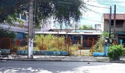 Casa à venda, 3 quartos, 3 vagas, Centro - Araruama/RJ