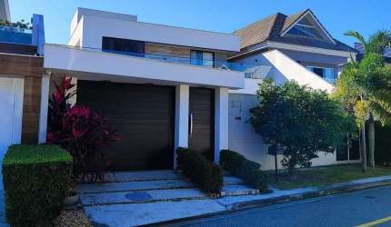 Casa em condomínio à venda, 2 quartos, 3 suítes, 2 vagas, Recreio dos Bandeirantes - Rio de Janeiro/RJ
