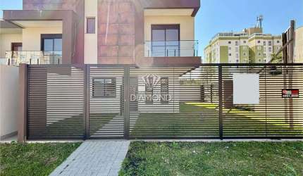 Casa com 3 quartos à venda na Rua Atílio Brunetti, 600, Capão Raso, Curitiba, 131 m2 por R$ 960.000