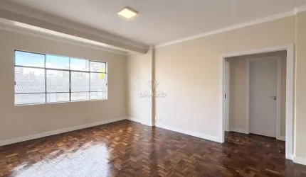 Apartamento com 2 quartos para alugar na Travessa Tobias de Macedo, 69, Centro, Curitiba, 80 m2 por R$ 2.000