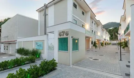Casa Tríplex 3 qts c/suíte Residencial Florença - Taquara