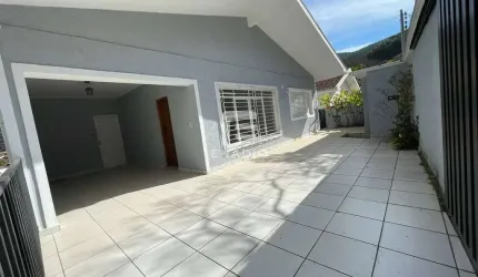 Casa com 3 quartos, Jardim dos Estados - a venda  Poços de Caldas