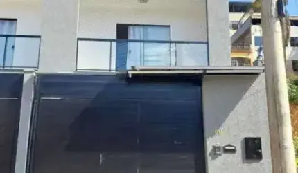 Casa com 3 quartos à venda na Rua Escoteiro Fernando César, Nova Era, Juiz de Fora, 224 m2 por R$ 689.000