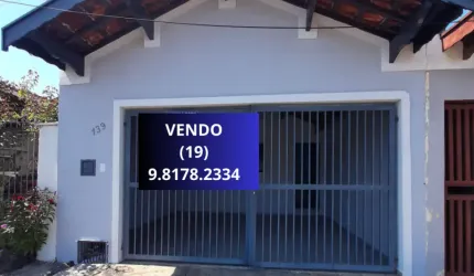 Excelente CASA TÉRREA no JARDIM PREZOTTO a 10 minutos do centro de Piracicaba, próxima a supermercado, padaria, farmácia, escolas, universidades e hospitais. Acesso fácil a rodovias e ao centro da cid