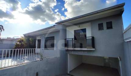 Casa à venda, 4 quartos, 1 suíte, 1 vaga, Uvaranas - Ponta Grossa/PR