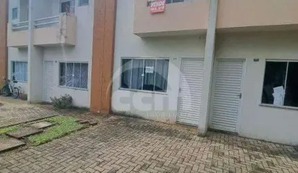 Sobrado à venda, 2 quartos, 2 vagas, Uvaranas - Ponta Grossa/PR