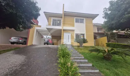 SOBRADO DE ALTO PADRÃO – COLINA DOS FRADES