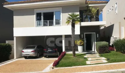 CASA RESIDENCIAL – CONDOMÍNIO LA DEFENSE