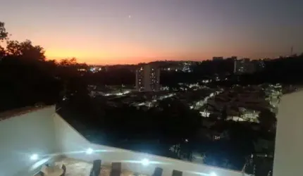 Casa a venda no Jardim da Fonte, com linda vista panorâmica e lazer.