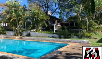Casa no bairro da Malota, linda vista, ampla área verde